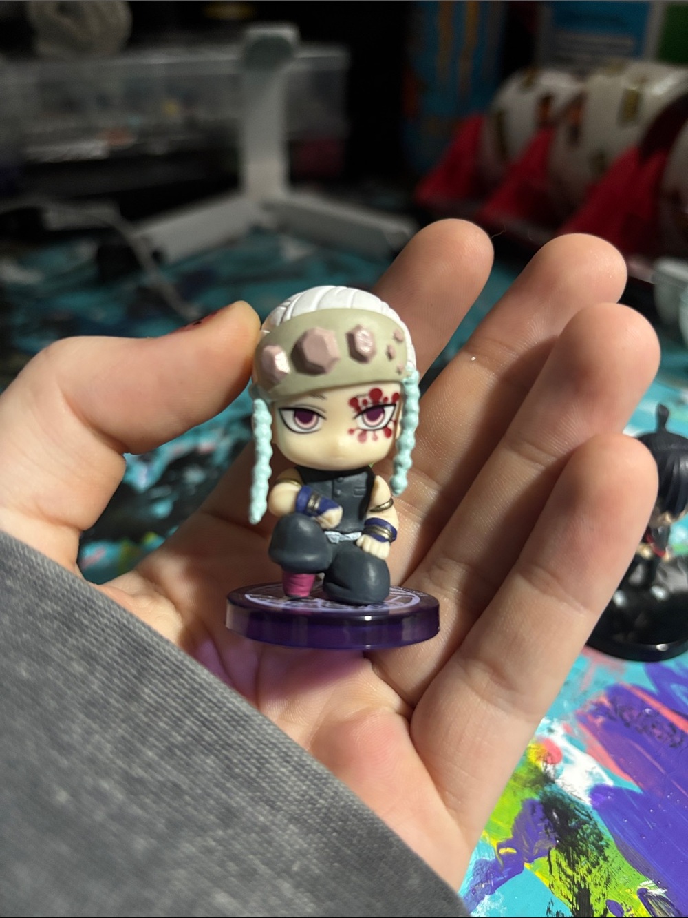 Amazon Small Chibi Action Figure with White Hair and Purple Base